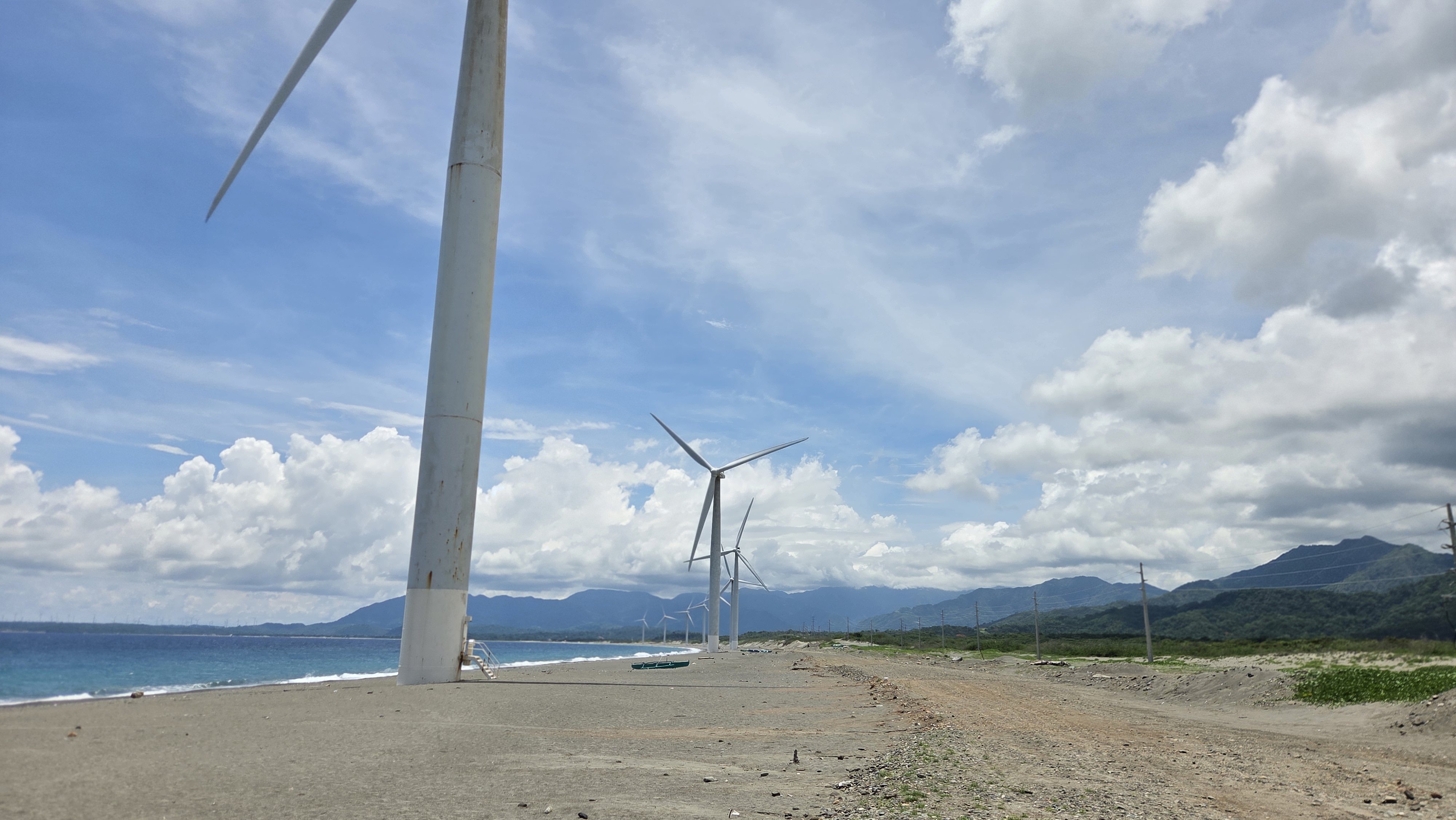 Mga turbine mula sa malayo