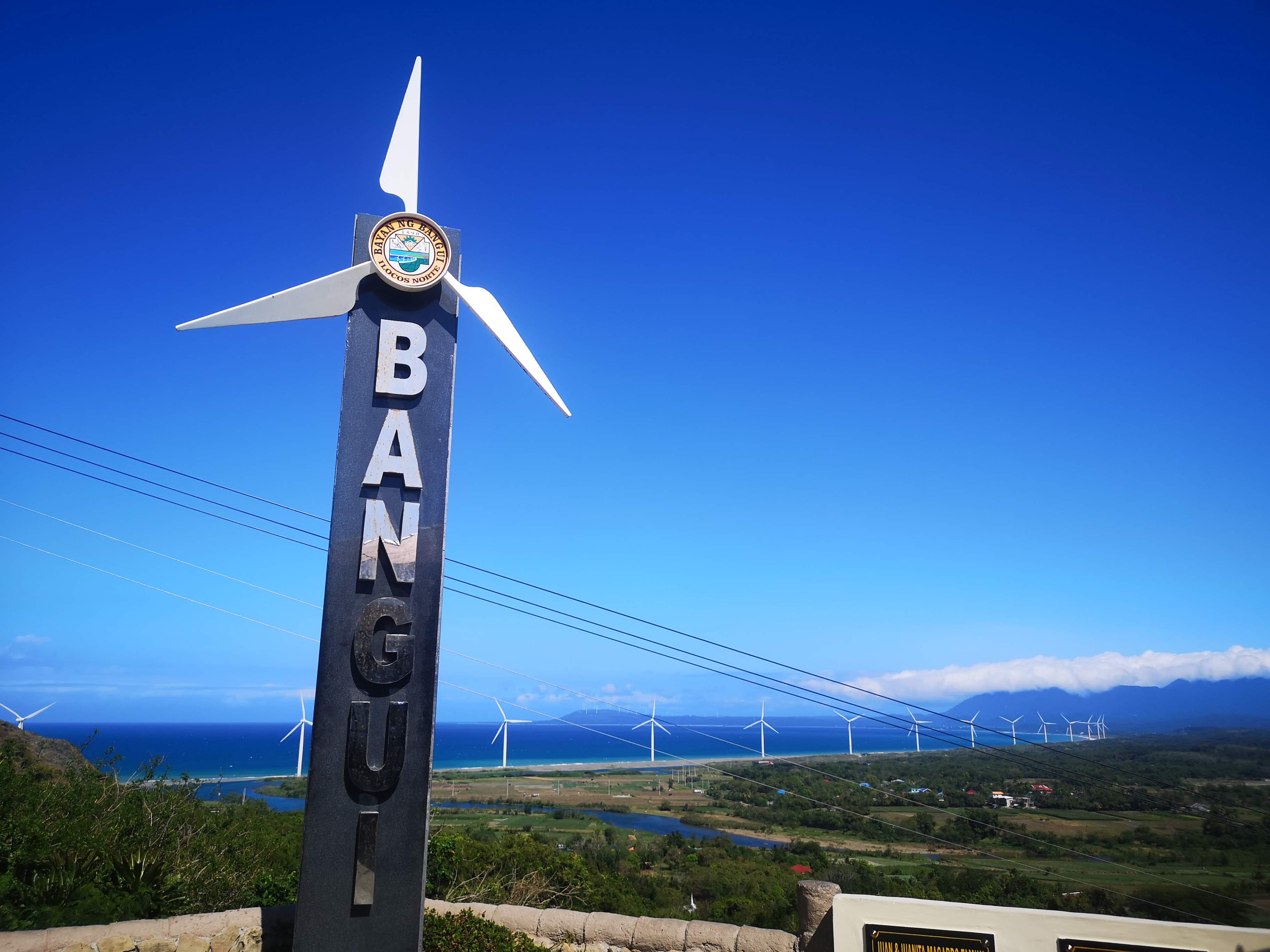 Malawak na anggulo ng buong wind farm